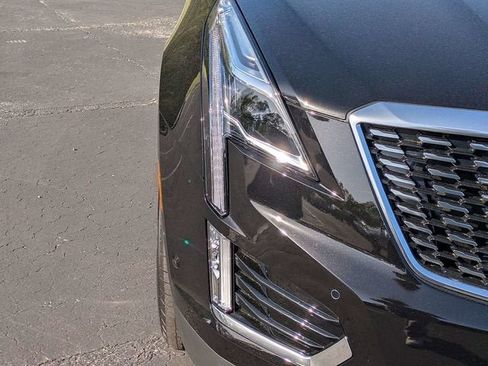 New 2026 Cadillac XT5 Premium Luxury w/ Driver Assist Package AWD/4WD image 9