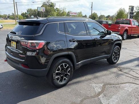 Used 2019 Jeep Compass Trailhawk AWD/4WD image 5