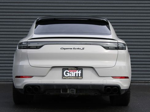 Used 2023 Porsche Cayenne Turbo S image 10