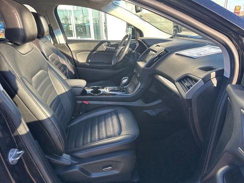 Used 2017 Ford Edge SEL w/ Equipment Group 201A image 7