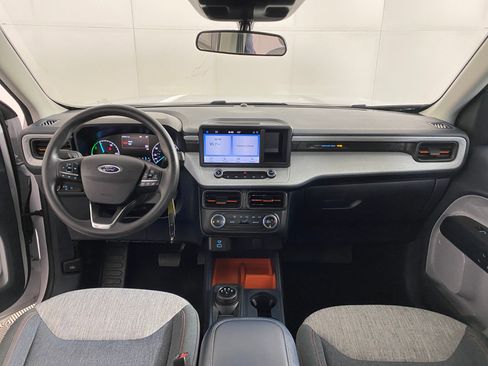 Used 2023 Ford Maverick XLT image 14