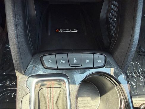 Used 2023 Chevrolet TrailBlazer RS w/ Sun and Liftgate Package AWD/4WD image 24