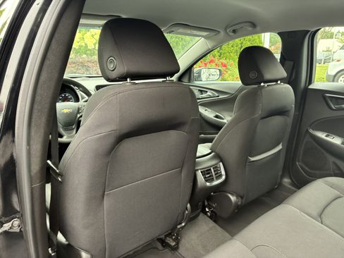 Used 2024 Chevrolet Malibu LT FWD image 15