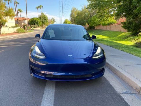 Used 2020 Tesla Model 3 Standard Range Plus RWD image 5