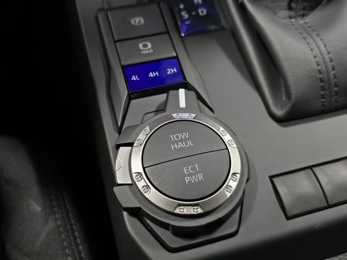 New 2026 Toyota Tacoma SR5 image 7