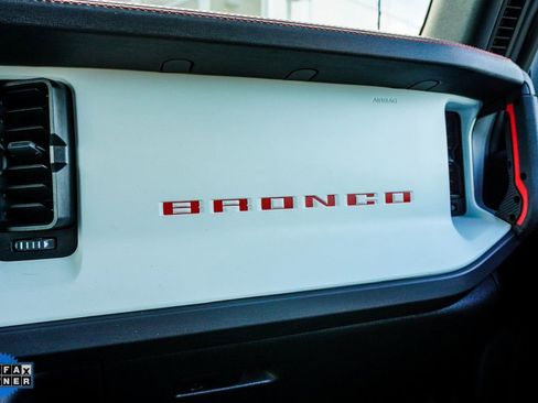 Used 2025 Ford Bronco Stroppe Edition AWD/4WD image 16