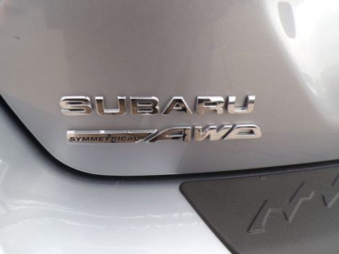 Used 2025 Subaru Crosstrek 2.0i Premium AWD/4WD image 6