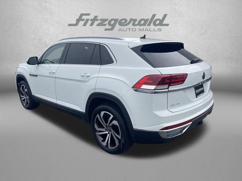 Used 2020 Volkswagen Atlas Cross Sport SEL Premium image 3