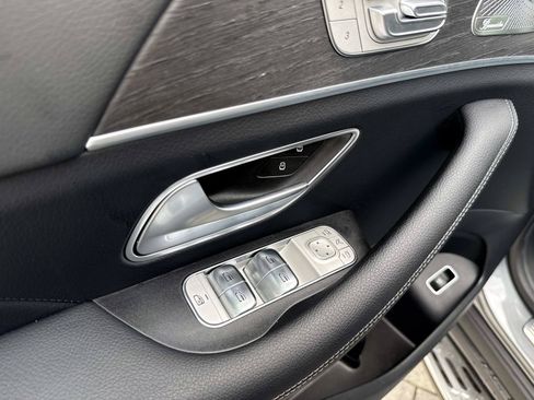 Certified 2026 Mercedes-Benz GLS 450 4MATIC image 20