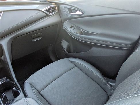 Used 2022 Buick Encore GX Select image 21