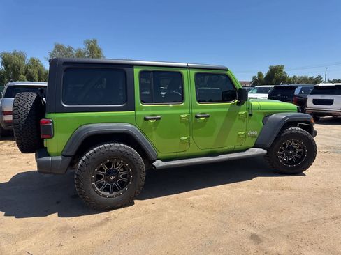 Used 2018 Jeep Wrangler Unlimited Sport S AWD/4WD image 4