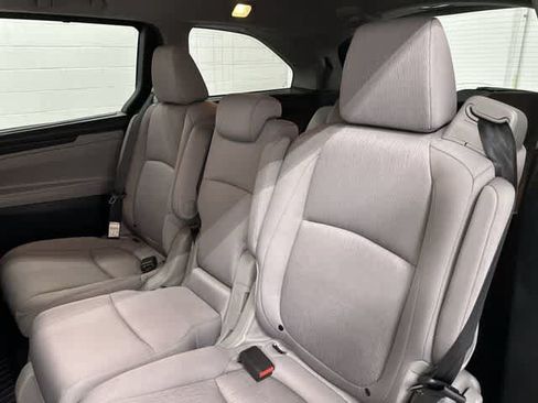Used 2020 Honda Odyssey EX image 14