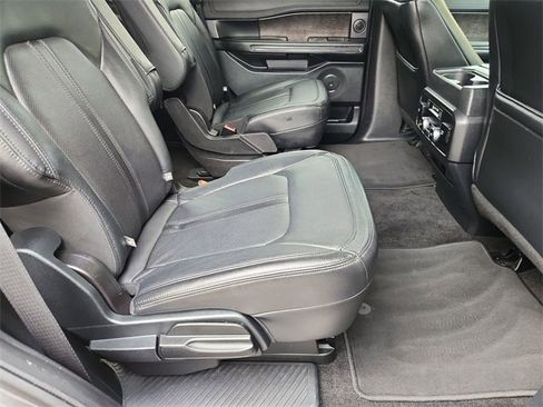 Used 2019 Ford Expedition Limited w/ Equipment Group 302A image 28