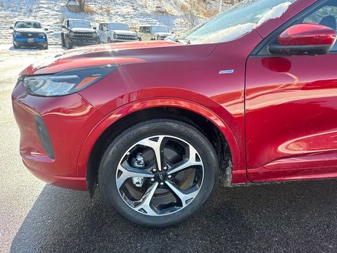 Certified 2023 Ford Escape ST-Line Select w/ Tech Pack #2 image 30