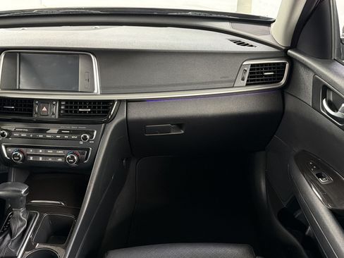 Used 2020 Kia Optima Premium FWD image 28