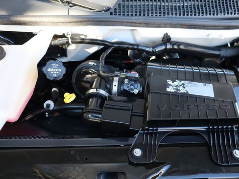 Used 2017 Chevrolet Express 2500 LS image 36