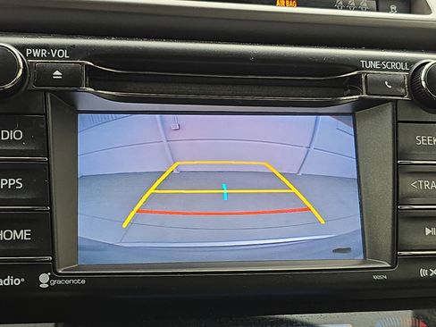 Used 2018 Toyota RAV4 XLE image 22