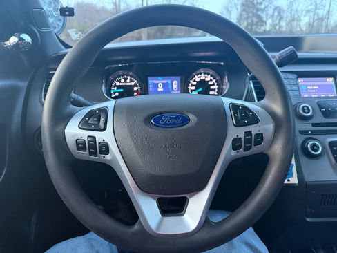 Used 2017 Ford Taurus Police Interceptor AWD image 12