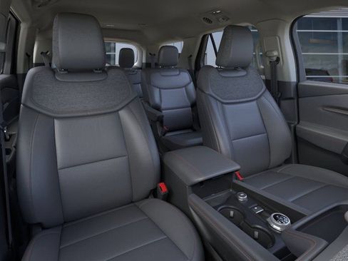 New 2026 Ford Explorer Active w/ Active Comfort Package RWD image 11