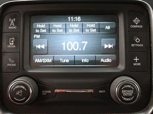 Used 2017 RAM 1500 Classic SLT AWD/4WD image 19