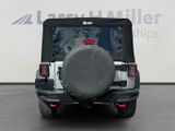 Used 2015 Jeep Wrangler Unlimited Rubicon image 4