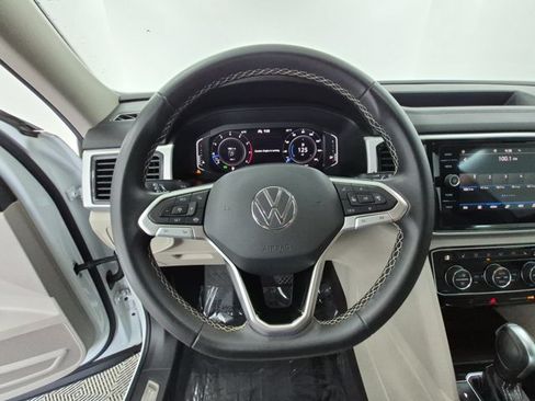 Used 2022 Volkswagen Atlas SE FWD image 30