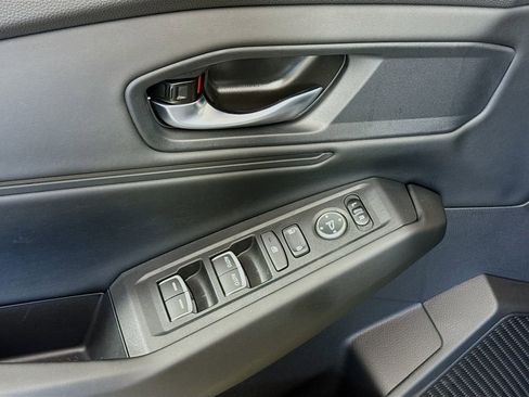 New 2025 Honda Accord SE image 19