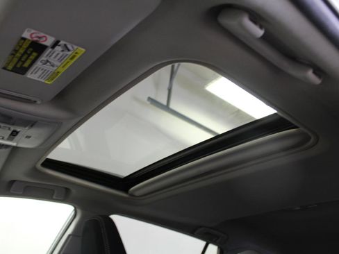 Used 2017 Toyota RAV4 XLE w/ Protection Package image 12