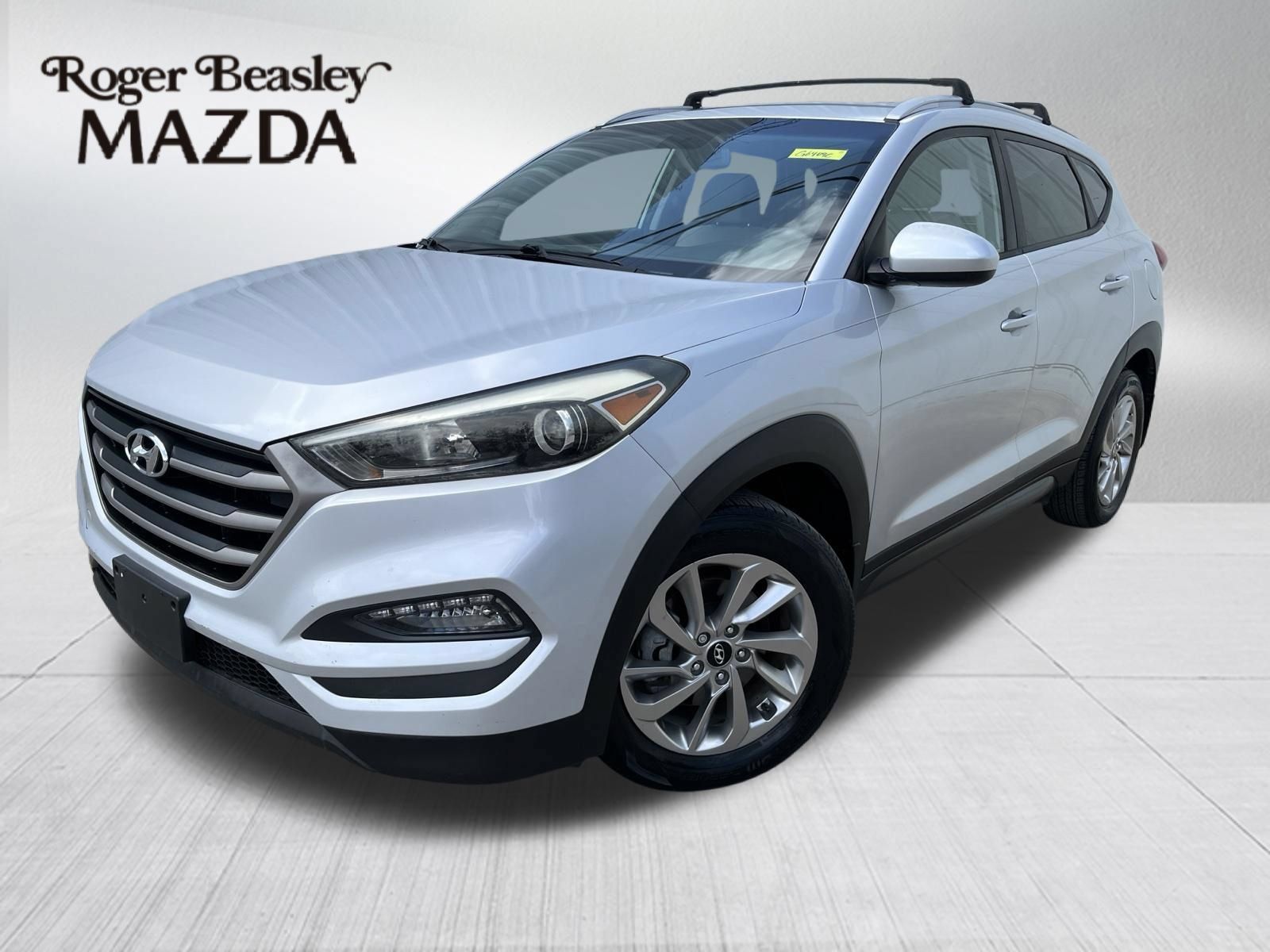 Used 2016 Hyundai Tucson SE w/ Option Group 02 FWD image 1