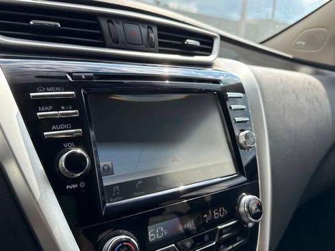 Used 2017 Nissan Murano Platinum w/ Platinum Technology Package FWD image 17