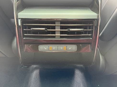 Certified 2025 Land Rover Range Rover Sport SE AWD/4WD image 28