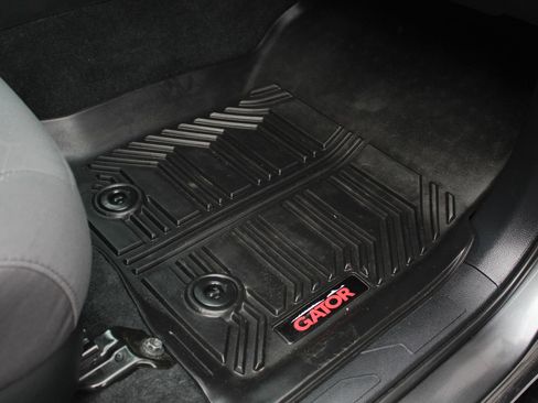 Used 2019 Toyota Tacoma TRD Off-Road w/ Technology Package image 21