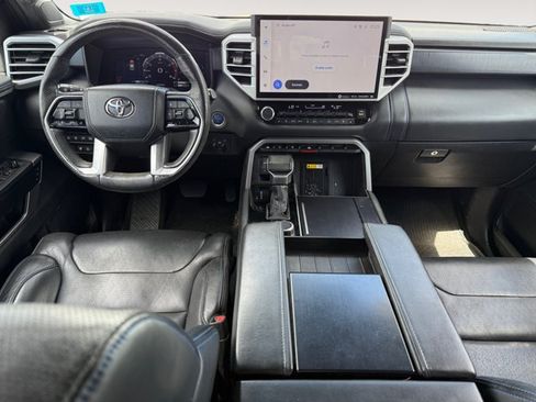 Certified 2023 Toyota Sequoia Platinum AWD/4WD image 10