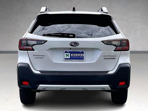 Used 2023 Subaru Outback Touring XT image 5