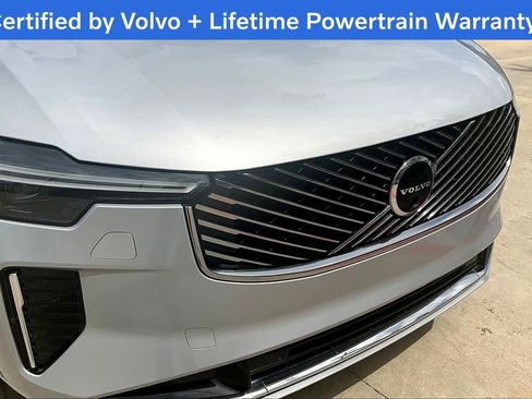 Used 2025 Volvo XC90 B6 Plus AWD/4WD image 40