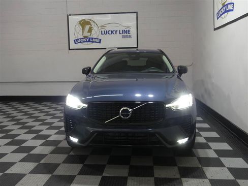 Used 2023 Volvo XC60 B5 Ultimate w/ Climate Package AWD/4WD image 2