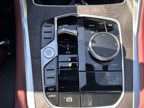 New 2026 BMW X6 xDrive40i w/ Premium Package image 15