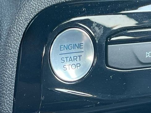 Used 2024 Ford Escape ST-Line Select w/ Tech Pack #2 AWD/4WD image 33