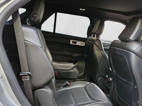 Used 2020 Ford Explorer ST w/ ST Street Pack image 22