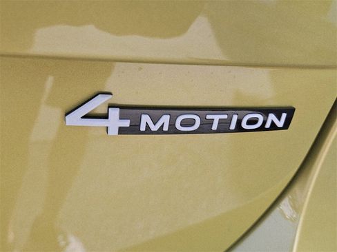 New 2025 Volkswagen ID. Buzz 1st Edition image 15