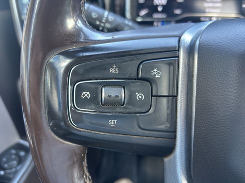 Used 2023 GMC Sierra 1500 SLE w/ Enhanced Capability Package AWD/4WD image 15