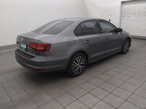 Used 2018 Volkswagen Jetta Wolfsburg Edition FWD image 10