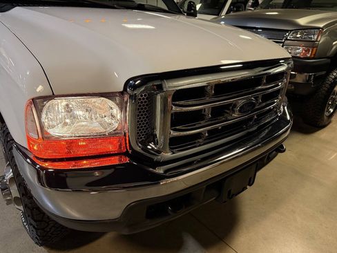 Used 1999 Ford F350 4x4 Regular Cab DRW Super Duty image 25