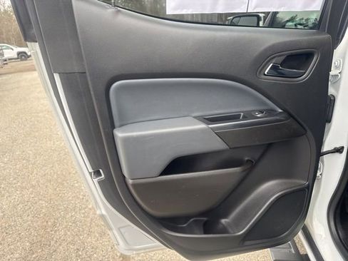 Used 2022 Chevrolet Colorado Z71 w/ Safety Package image 26