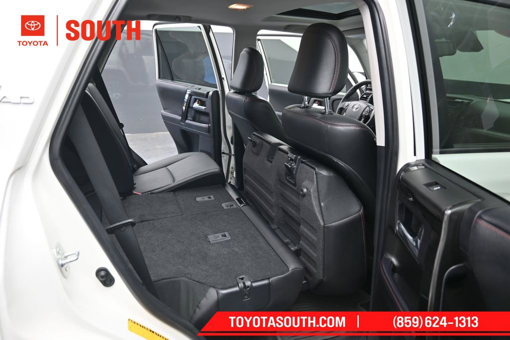 Used 2022 Toyota 4Runner TRD Off-Road Premium w/ Moonroof Package AWD/4WD image 27