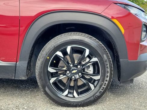 Certified 2023 Chevrolet TrailBlazer LT w/ Convenience Package FWD image 6