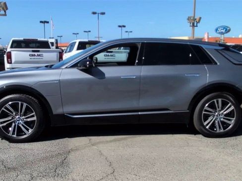 Certified 2023 Cadillac Lyriq 2WD image 6