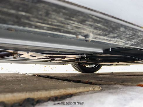 Used 2014 Aston Martin Vanquish Coupe image 98