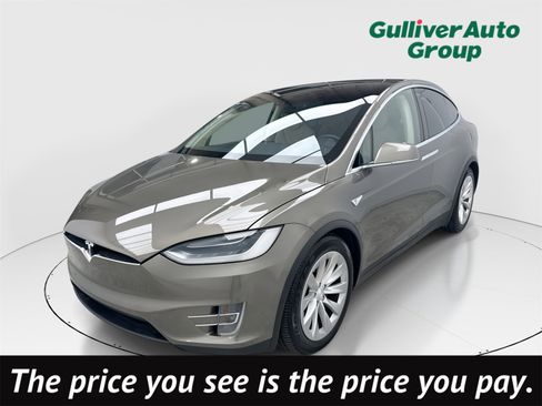 Used 2016 Tesla Model X 90D image 1