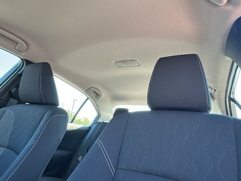 Used 2025 Toyota Corolla LE FWD image 11